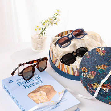 Women Men Polarized Square Sunglasses SJ2382 | SOJOS VISION display picture 2