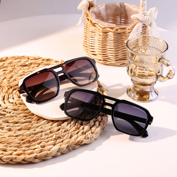 Vintage aviator polarized sunglasses Amazon.com: NIDOVIX Polarized Classic Vintage Aviator  main image 4