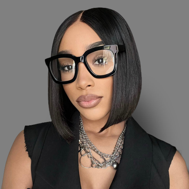 Women Wearing Oversized Black Eyeglasses